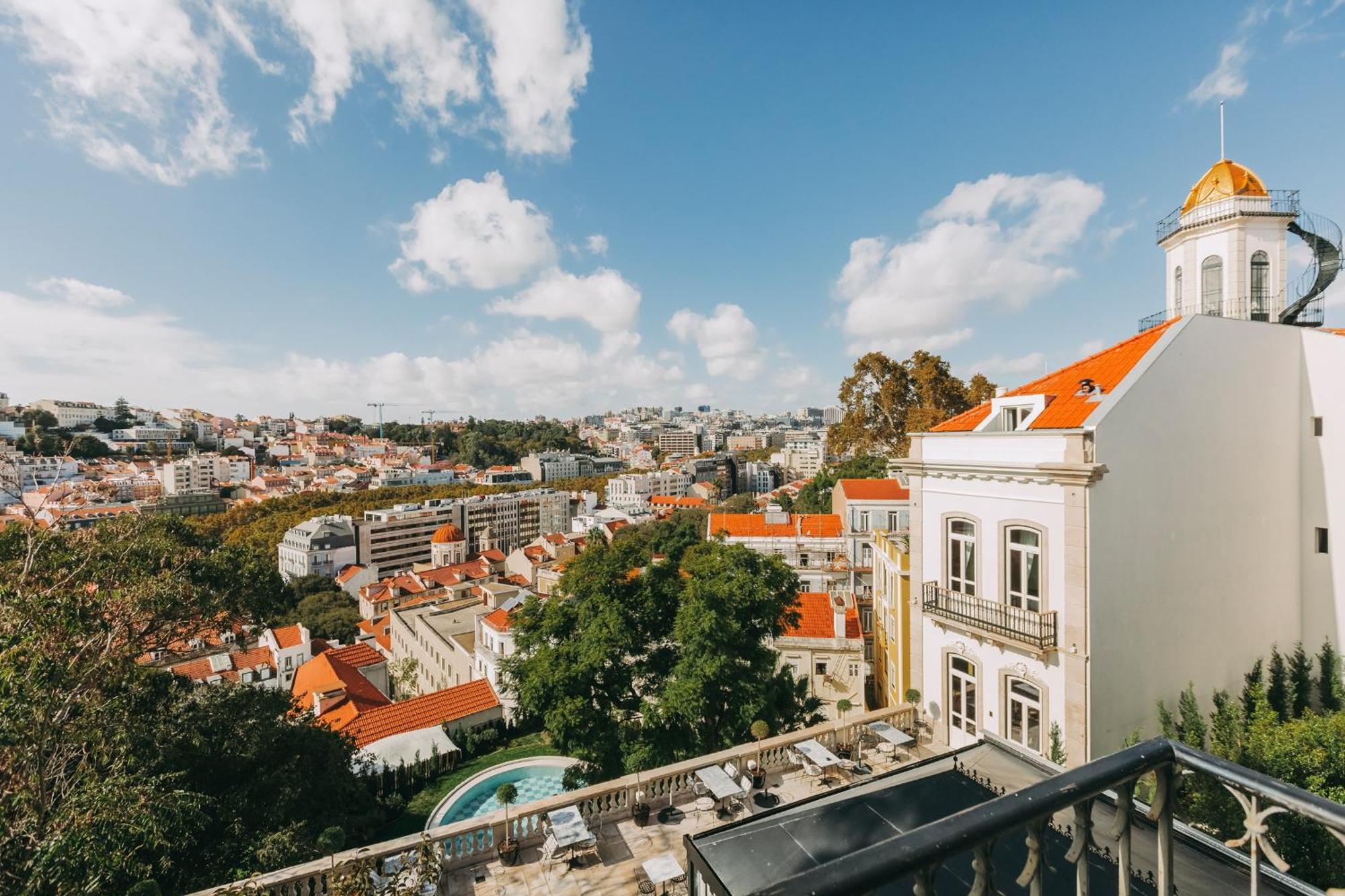 Torel Palace Lizbona Zewnętrze zdjęcie View of the city of Coimbra