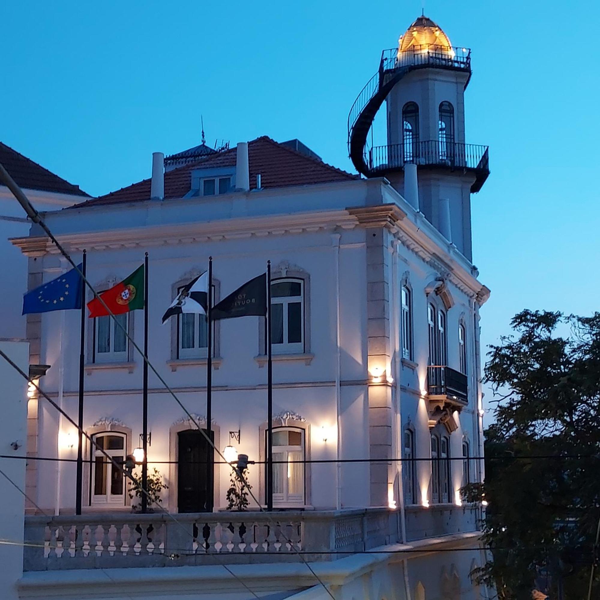 Torel Palace Lizbona Zewnętrze zdjęcie The Palácio de Ansignan, the seat of the municipality of Ansignan